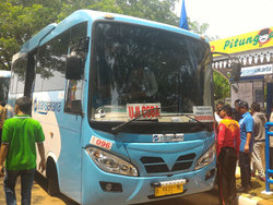 1150 small warga rusun senang dengan layanan feeder transjakarta