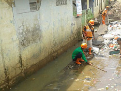 1262 small warga jl pondok karya akui genangan cepat surut
