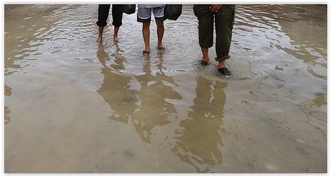 Perumahan di Semarang Banjir Karena Saluran Tersumbat ...