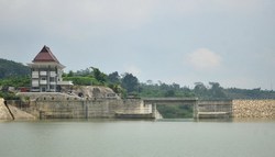 40324 small kantor pengelola waduk