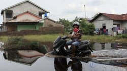 41743 small parit cabang kiri banjir