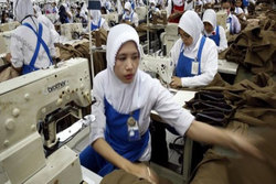 43314 small buruh garmen