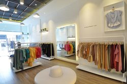 64805 small %28lowongan kerja%29 dibutuhkan spg di beatrice clothing official store jakarta barat %28walk in interview wawancara langsung%29